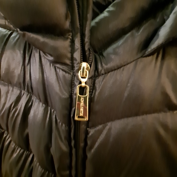 ZIP-FRONT Hooded Jacket - Picture 1 of 3